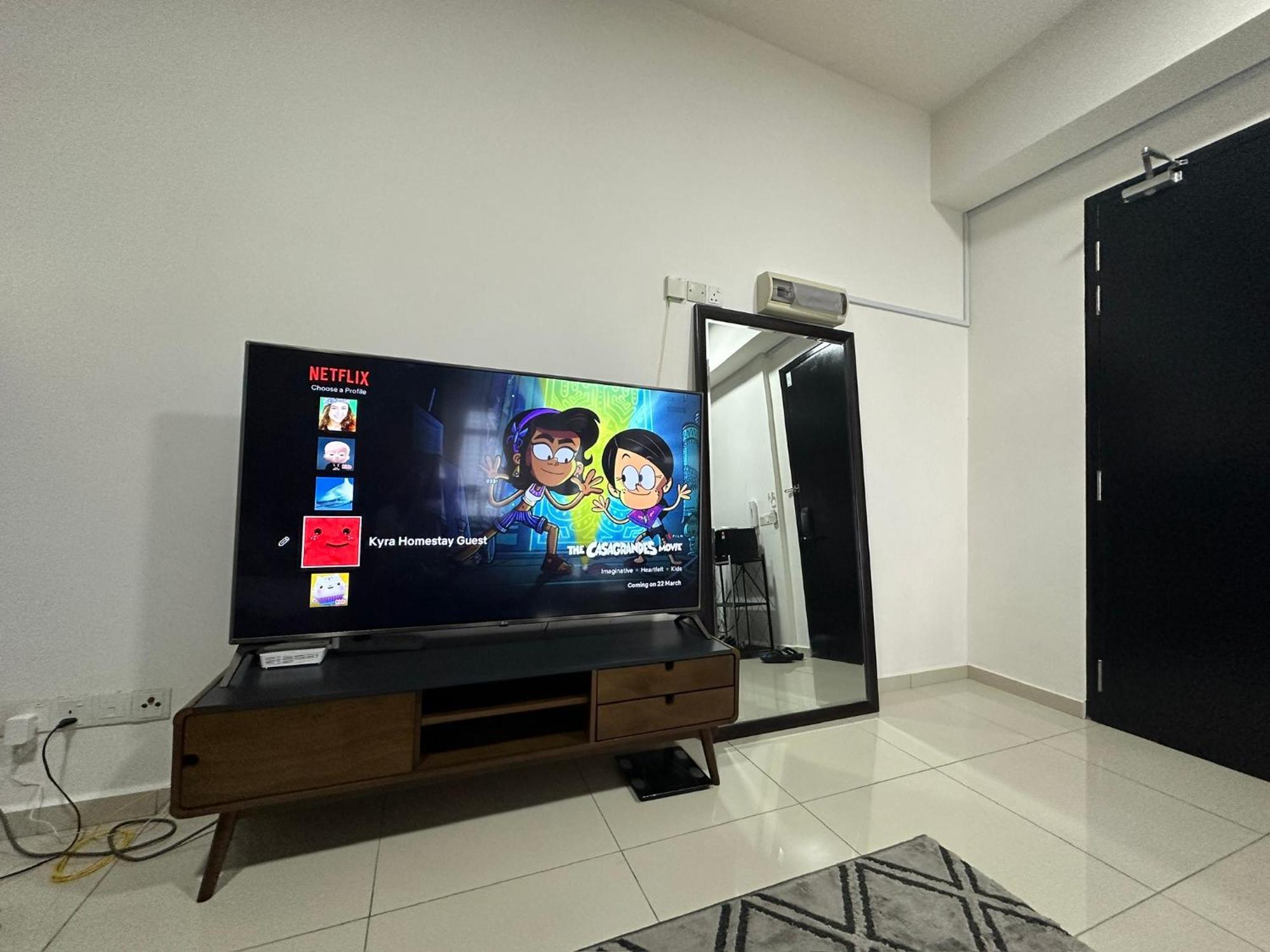 Kyra Homestay Centrus Soho Cyberjaya *Wifi And Pool* Екстериор снимка